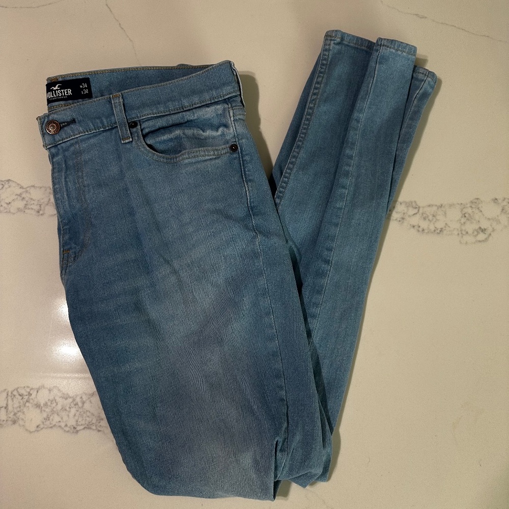 Hollister Light Denim Jeans with Epic Flex - Size 34x34, Skinny Fit - Used, Good